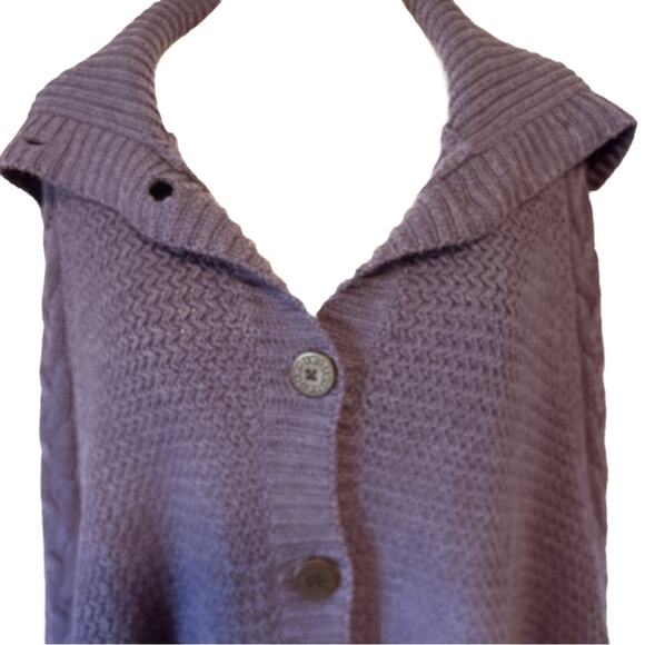 UGG Poncho Shrug Size XS & Small Blue Cable Knit Cape Sweater Missing Button - Picture 3 of 10